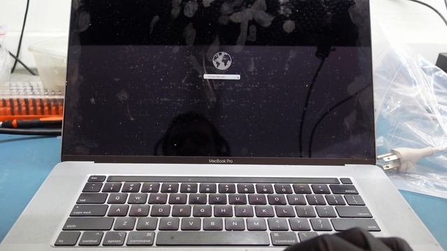 MacBook Pro 16
