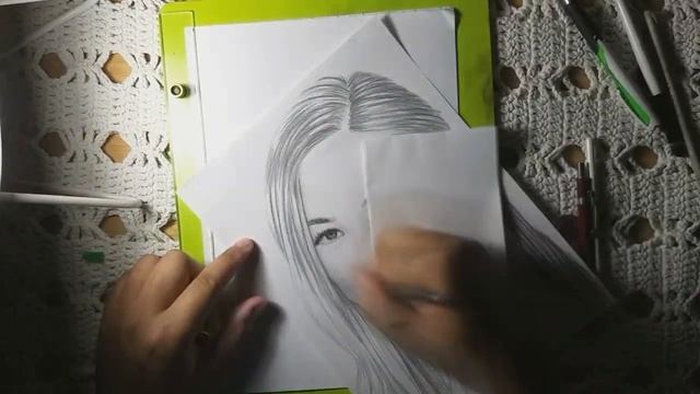 Speed draw 05 - Isis Valverde смотреть онлайн