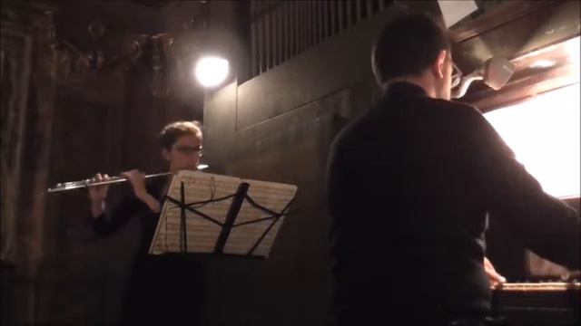 Johann Sebastian Bach Trio sonata n°1 BWV 525 per flauto e organo 2 Adagio смотреть онлайн