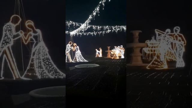 Праздничная иллюминация, новогодние украшения, Ксёнж, Замок Кщенж смотреть онлайн