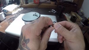 Паракорд. Оплетаем ручку у кружки и добавляем карабин.