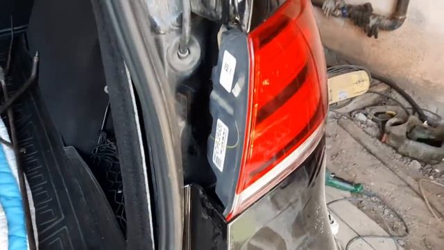 снятие фонаря Mercedes gle 350d.mp4 смотреть онлайн