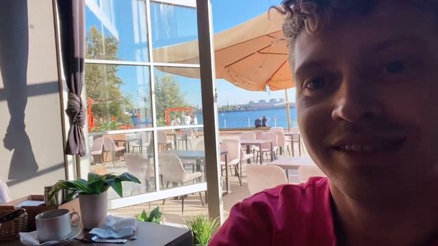 VLOG из Питера🚀 Куда сходить, что попробовать, где покупать одежду и чего нужно избегать смотреть онлайн