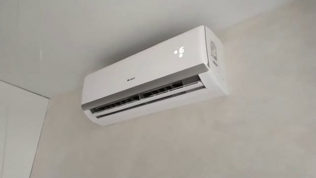 Сплит-система Gree Bee Techno Inverter GWH12QB-K3DNA5D