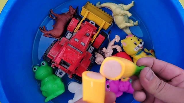 Учим Животных на английском Корова Динозавр Лошадь Слон Свинья Развивающие Мультики для Детей