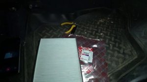 Замена фильтра салона Сузуки  Джимни