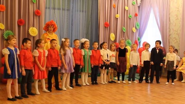 Праздник Осени. Песня "Над Невою плывут облака" - группа "Кораблики". смотреть онлайн