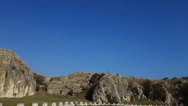 BMW E34 525i Driving Through Cheile Dobrogei, Romania, 26.10.2017