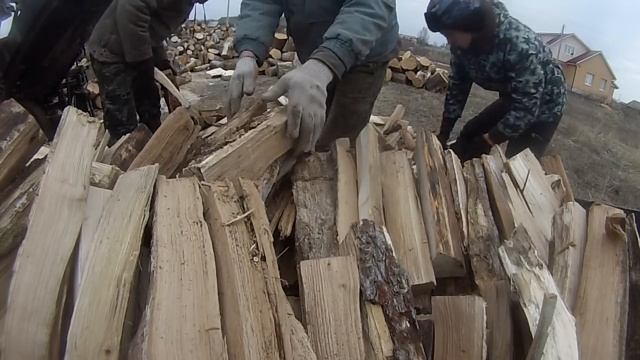 Погрузка Колотых Дров Десятикубовка смотреть онлайн