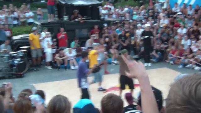 Yalta Summer Jam/Открытие смотреть онлайн