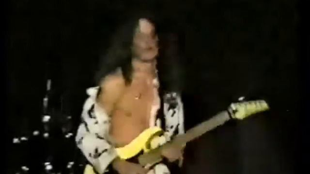 Dan Donegan In Vandal Live Solos