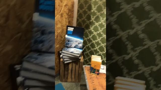 Hugendubel Berlin Europacenter смотреть онлайн