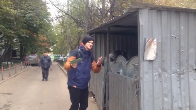 Как правильно раздавать листовки смотреть онлайн
