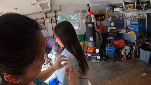 Family Quarantine Haircuts смотреть онлайн