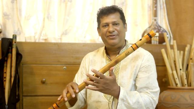 Lesson 4: How to Play Flute/Bansuri with Tanpura and balance the note 'Pa' смотреть онлайн
