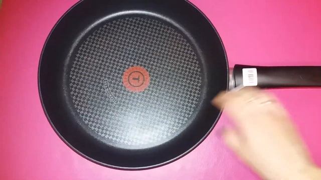 Обзор на Сковорода Tefal Chef 28 см (C6940602) купленную в магазине Сулпак смотреть онлайн