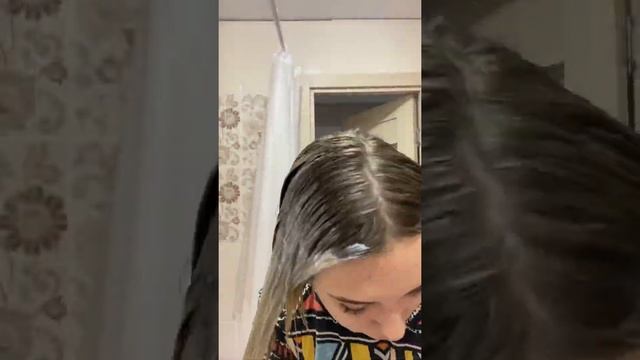 Окрашивание волос краской ESTEL PRINCESS 9/36 (на осветлённые волосы) смотреть онлайн