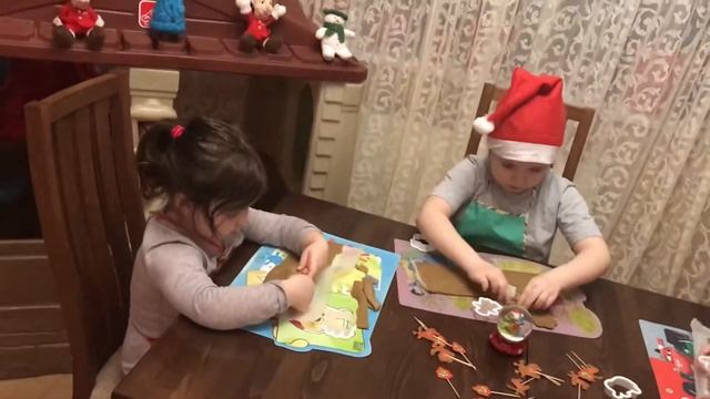 Смайлики пекут имбирные пряники или Cooking gingerbread смотреть онлайн