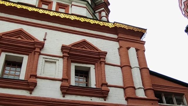 Что не так с СОБОРОМ ВАСИЛИЯ БЛАЖЕННОГО - ОН БЫЛ ДРУГИМ?! смотреть онлайн