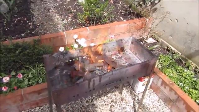 Шашлык из свиной корейки с гарниром в фольге на мангале. Мини басма на шампуре. #мангальныесубботы смотреть онлайн