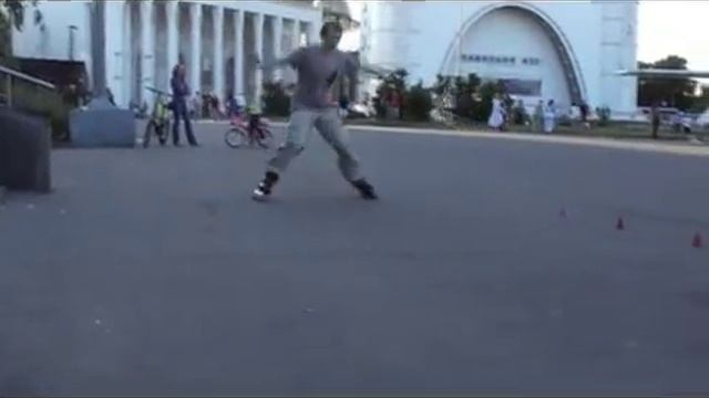 "Free skating" часть №1-"Роллеры ВДНХ"-(тусовка у самолета).mp4 смотреть онлайн