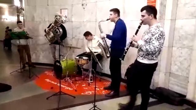 музыка метро смотреть онлайн