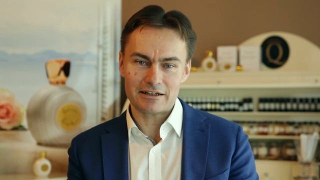 Michał Missala prezentuje: M. Micallef Mon Parfum Pearl смотреть онлайн
