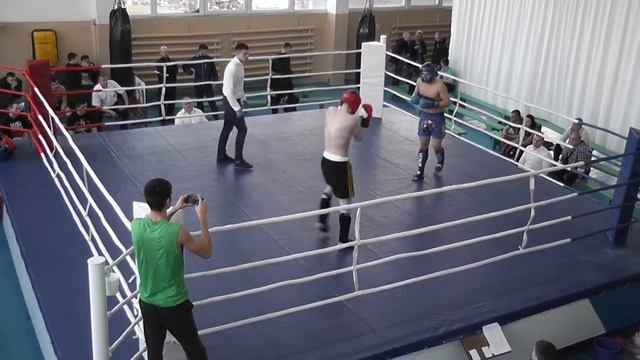 Димитров Игорь, клуб КРЕПОСТЬ, синий угол, 1/2 финала смотреть онлайн