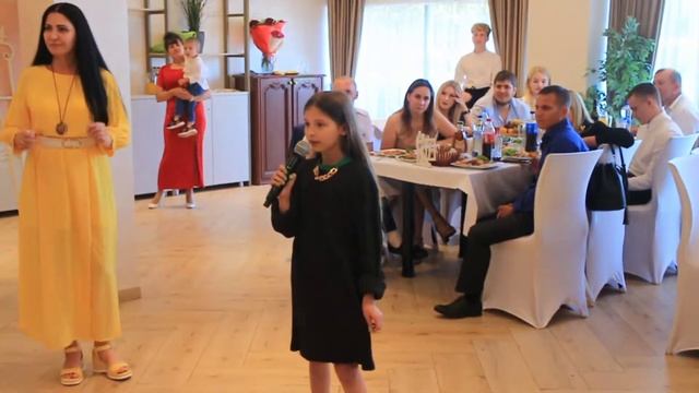 Поздравление сестрёнки на свадьбе, до слёз #top #свадьба смотреть онлайн