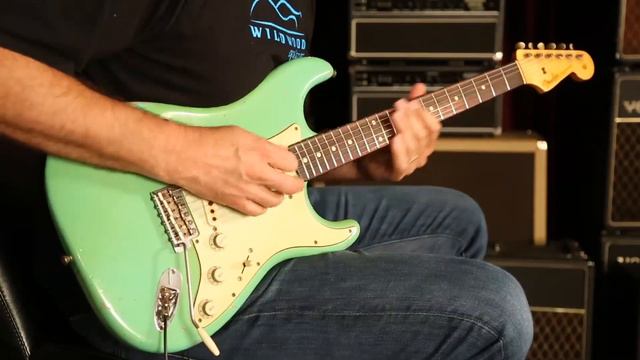 Fender Custom Shop Dealer Select Wildwood "10" Masterbuilt 1959 Stratocaster Relic • SN: JC2174 смотреть онлайн