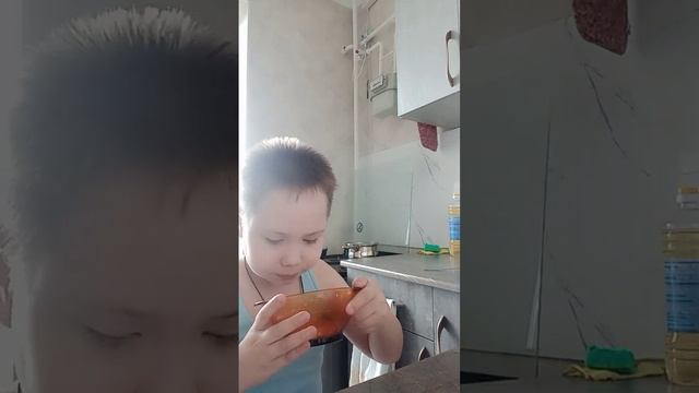 ем очень острый суп