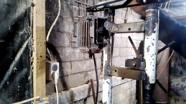 Супер бюджетный сверлильный станок своими руками смотреть онлайн