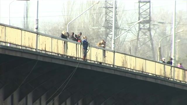Прыжок с Арочного моста. Таня смотреть онлайн