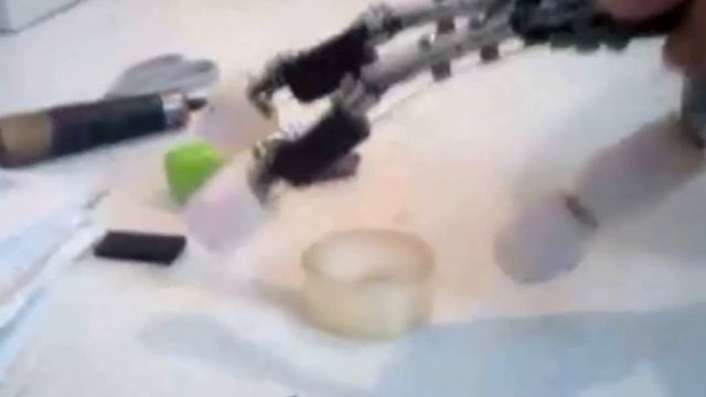 robot hand -NH 1 prototype - бионический протез руки (первые испытания) смотреть онлайн