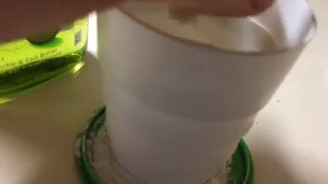 Как сделать лизуна из Муки и Шампуня ??!! || Правда или ложь?!? смотреть онлайн