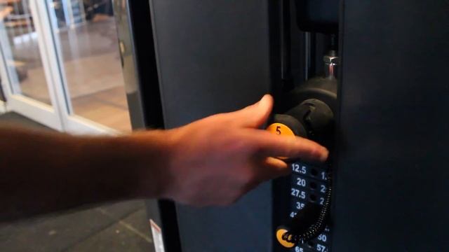 Life Fitness Insignia Strength Equipment - Demo And Interview