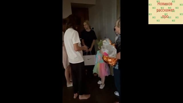 (Екатерина Климова и Игорь Петренко) (воссоединились на празднике сына) смотреть онлайн