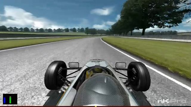 NetKar Pro on cold tyres смотреть онлайн