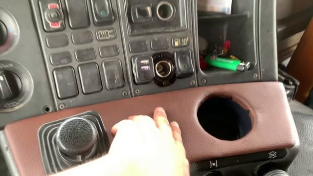 SCANIA 1992 года! В салоне должно быть как дома! Третья часть восстановления скании.