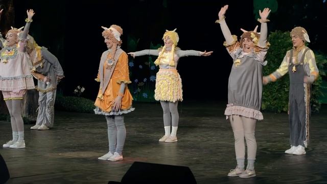 Зрители делятся отзывами на спектакль «Очень добрая сказка про очень серого волка»