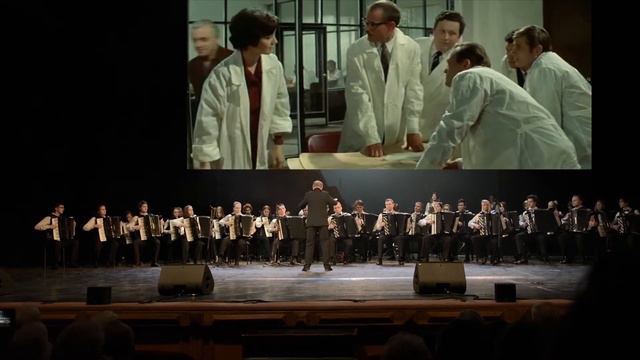 С Днём Независимости России! смотреть онлайн