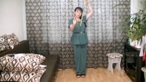 Снимаем мерки для построения базовой выкройки брюк.