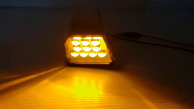 Amber LED Corner Lights Turn Signal Light For VOLVO FH460 FH500 FH750 FH OEM :82151205 82151157 смотреть онлайн