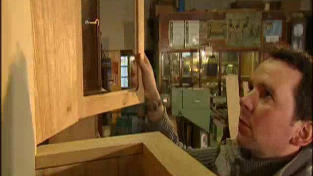 REPORTAGE JT HORLOGES COMTOISES CONVERSET
