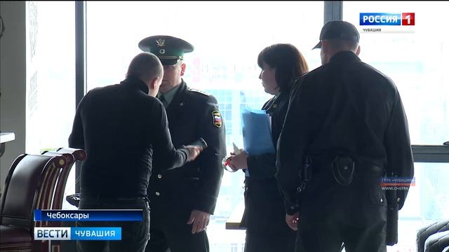 Судебные приставы приостановили работу кафе в одном из городских торговых центров смотреть онлайн