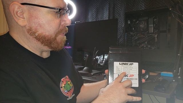 Vertically Mounting XFX 5700XT Thicc III - Case Mod! | Let's Build! смотреть онлайн