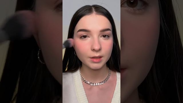 Новый тренд! Макияж «I’M COLD» #makeupshorts #макияж #makeup #бьюти #макияжлица #бьютиблог смотреть онлайн