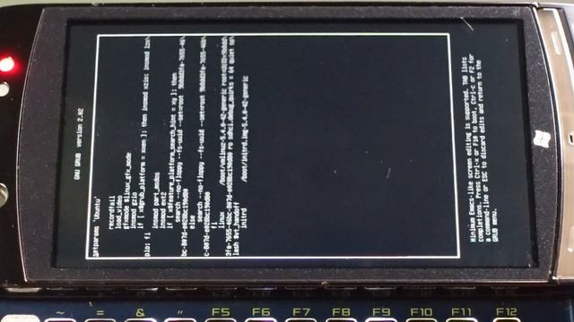 Installing Linux vs Windows 10 Hardware Challenge смотреть онлайн