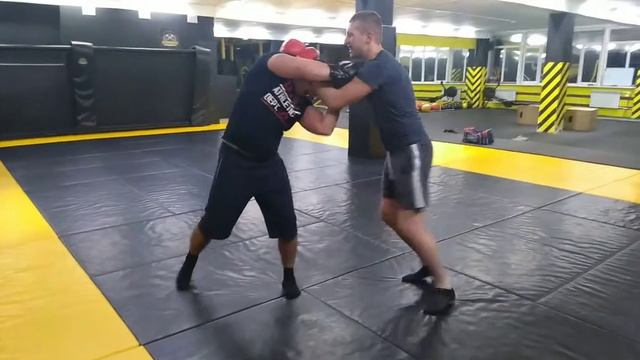 Маркин. Д.Н.Тула. Клуб ХУЛИГАН. Взрослая утренняя группа /с 7.00 до 12.00 / 1 февраля 2019 г. смотреть онлайн