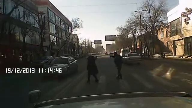 Водитель! Пешеход! Будь бдителен! смотреть онлайн